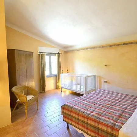 Apartment Sleeps 4 Pool Wifi *