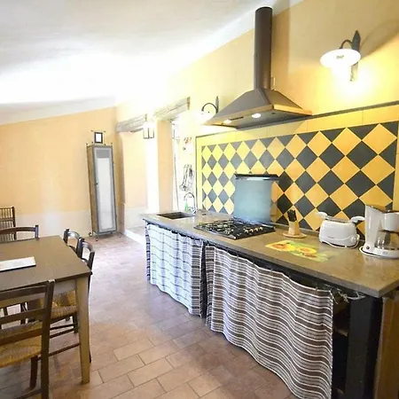 Sleeps 4 Pool Wifi Апартаменты *